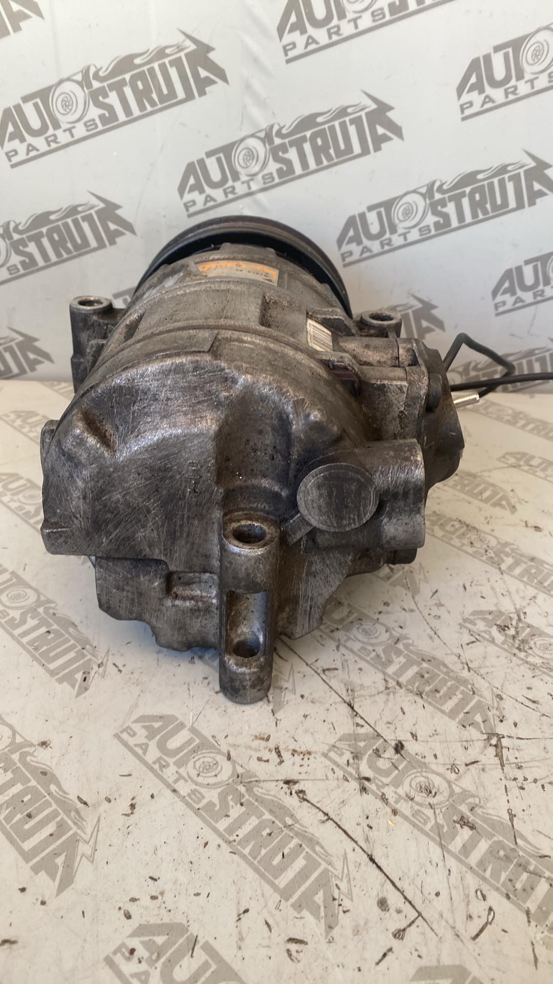 Klima kompresor Audi A8 94-02 2.5 TDI