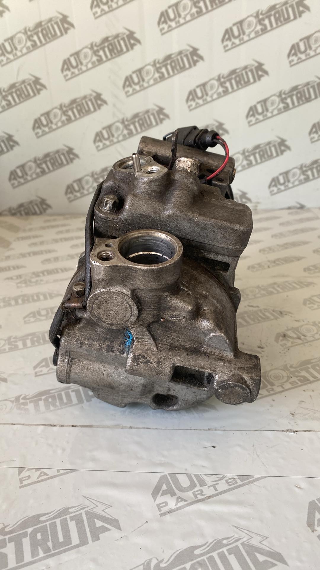 Klima kompresor Audi A4  B6 00-04 2.0 130ks